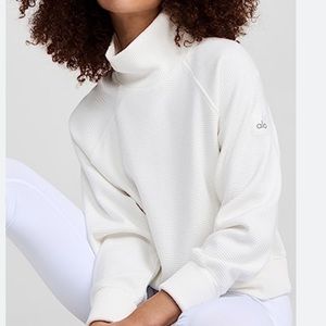 Alo waffle weekend mock neck sweater in ivory